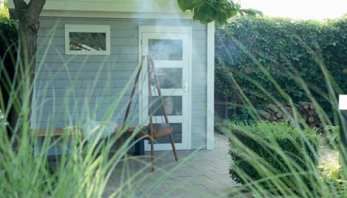 Een houten tuinhuis plaatsen in de tuin biedt veel voordelen