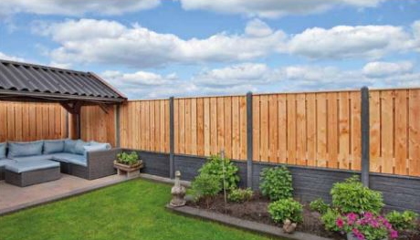Wilt u uw houten schutting laten plaatsen in Beilen, neem dan contact op met Wim Koster Tuinhout Wilt u uw houten schutting laten plaatsen in Beilen, neem dan contact op met Wim Koster Tuinhout