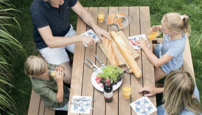 Houten tuinmeubilair heeft een hoop voordelen