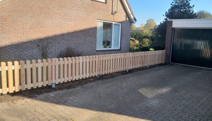 Tuinhout is te koop in Hoogeveen in verschillende houtsoorten met elk hun eigen kenmerken Tuinhout is te koop in Hoogeveen in verschillende houtsoorten met elk hun eigen kenmerken